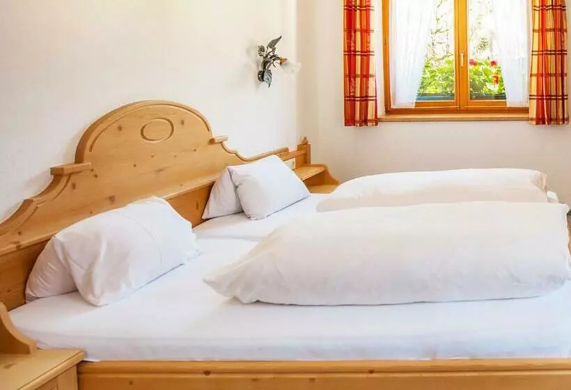 ホテル Gasthof Zur Post