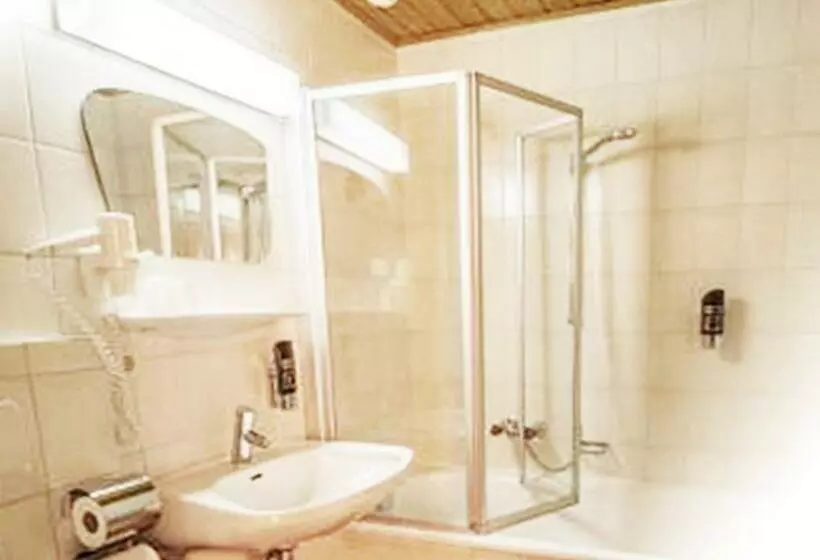 ホテル Gasthof Zur Post