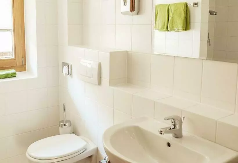 ホテル Gasthof Zur Post