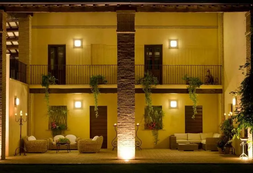 Hotelli Il Baio Relais & Natural Spa