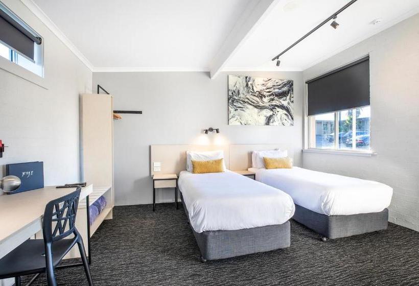 فندق Nightcap At Colyton