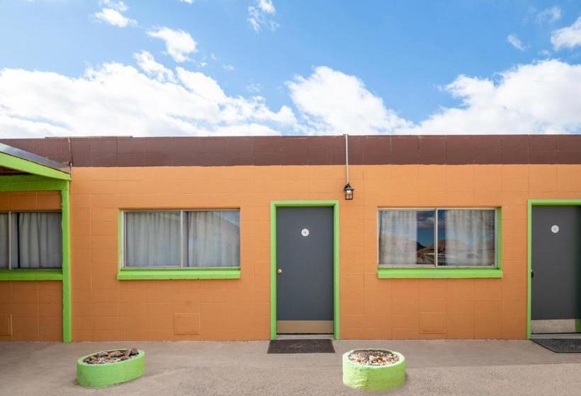 בית מלון כפרי Oyo  Hanksville, Ut