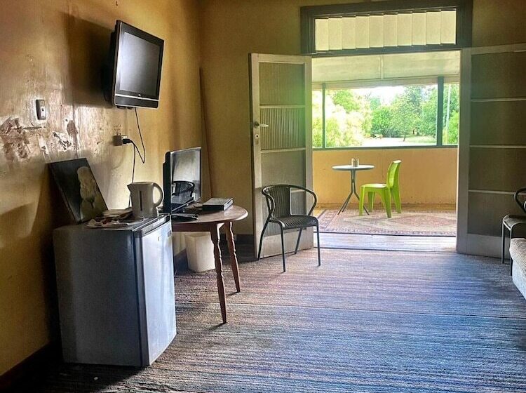 酒店 Royal Carrangarra