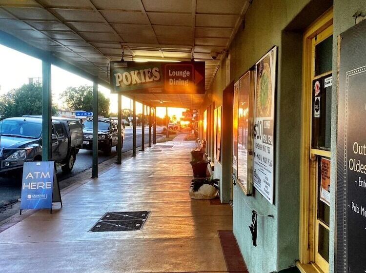 酒店 Royal Carrangarra