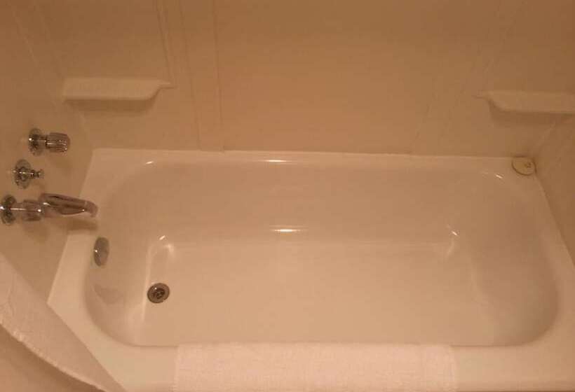 Maple Leaf Motel Emerson