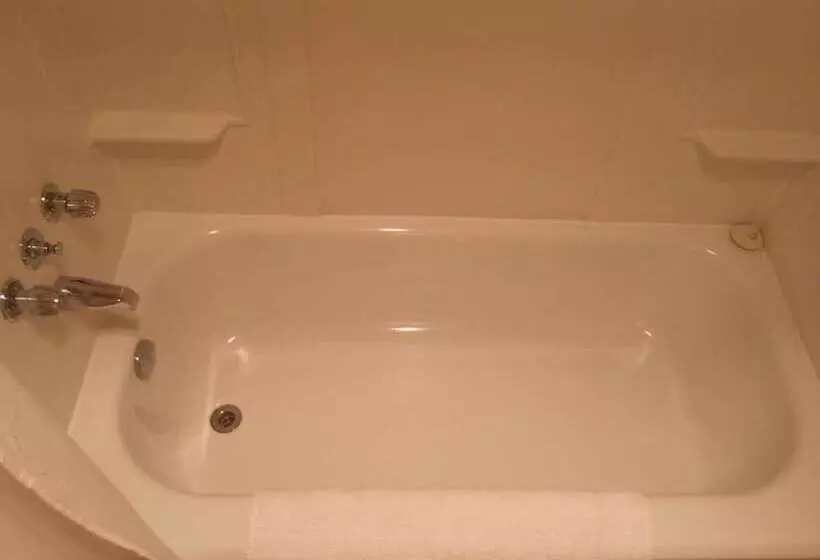 Maple Leaf Motel Emerson