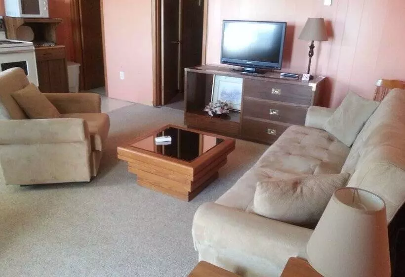 Maple Leaf Motel Emerson