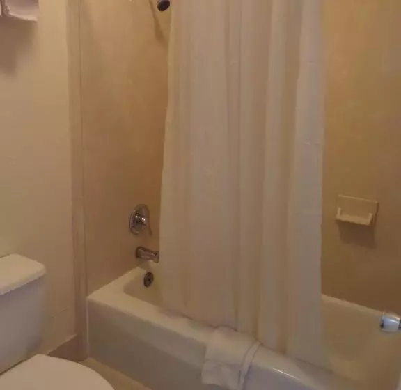 Motelli Jeffersonian Motor Inn