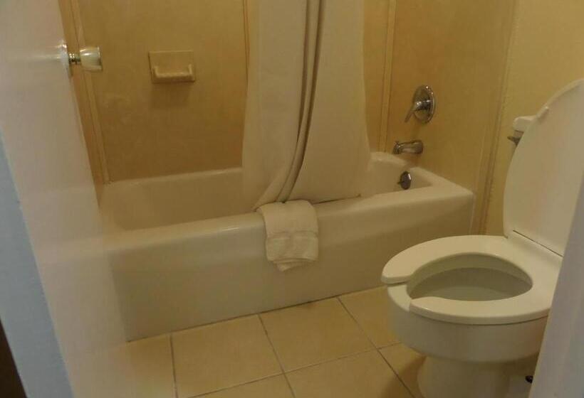 מוטל Jeffersonian Motor Inn