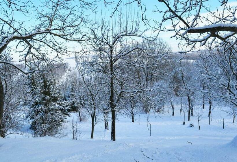 膳宿费 Jákó Ház