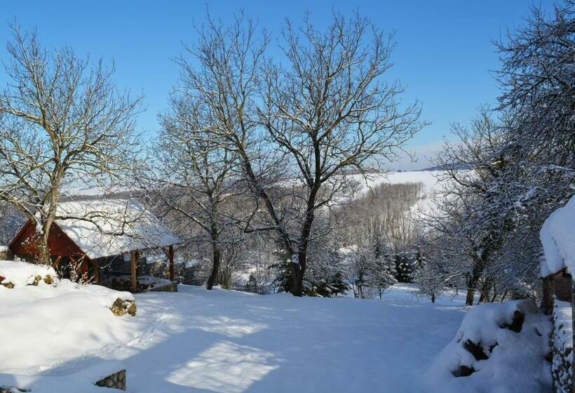 膳宿费 Jákó Ház