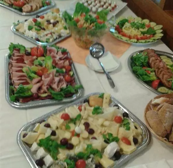 ペンション Penzion S Restaurací Na Furhaple