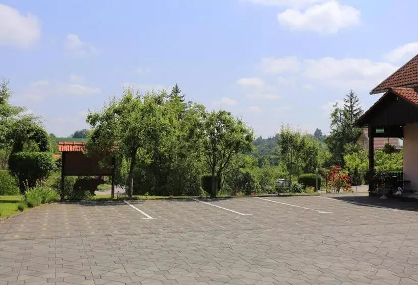 پانسیون Rooms With A Parking Space Slunj, Plitvice   17502