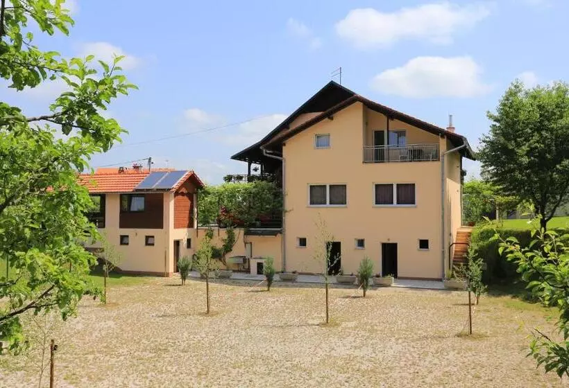 پانسیون Rooms With A Parking Space Slunj, Plitvice   17502