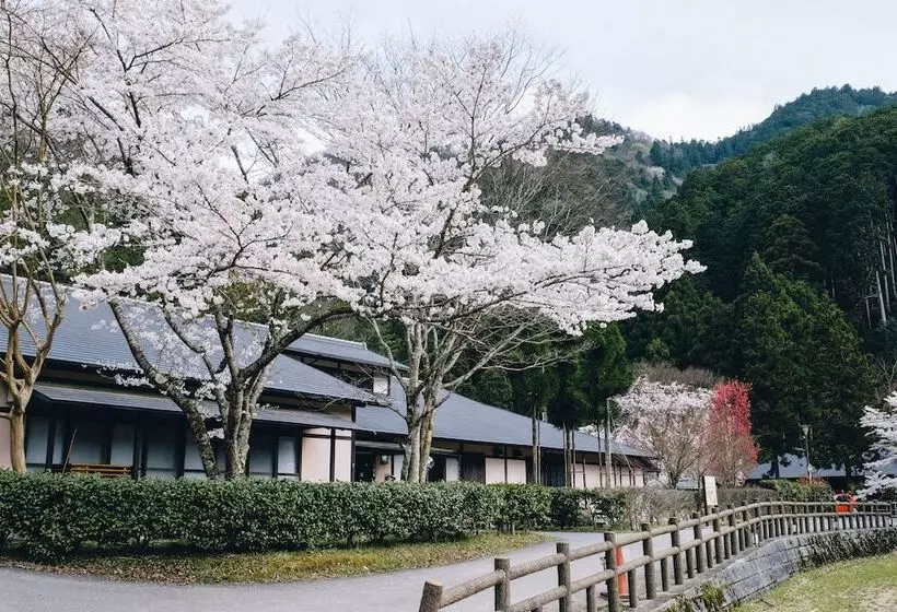 Ryokan Hiyoshi Forest Resort Yamanoie