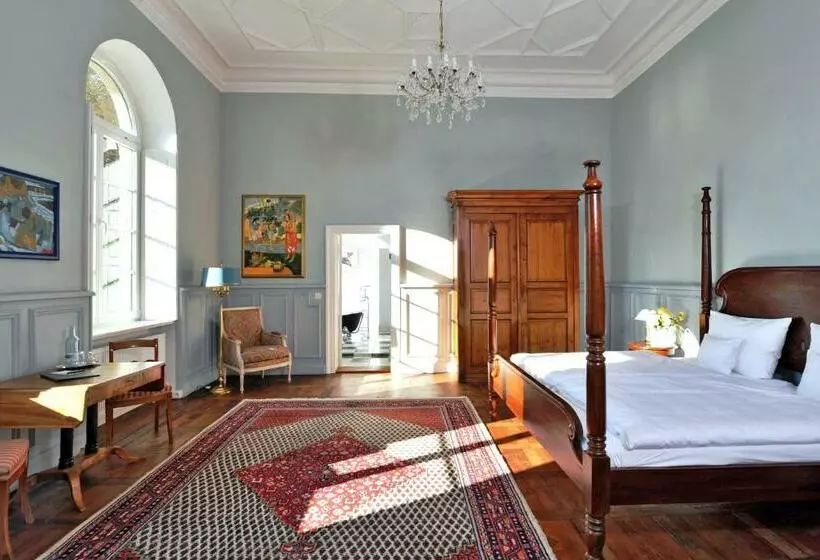 Schlosshotel Marihn