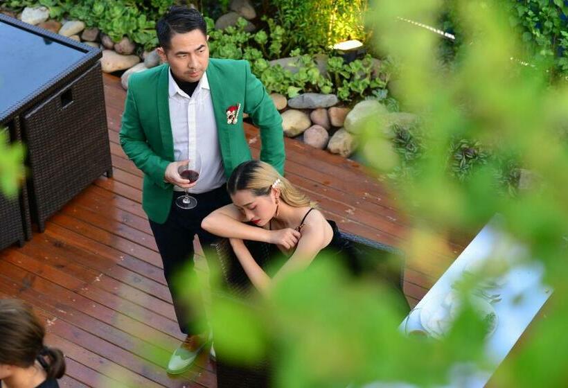 Xiao En Castle Hotel Tianmenshan