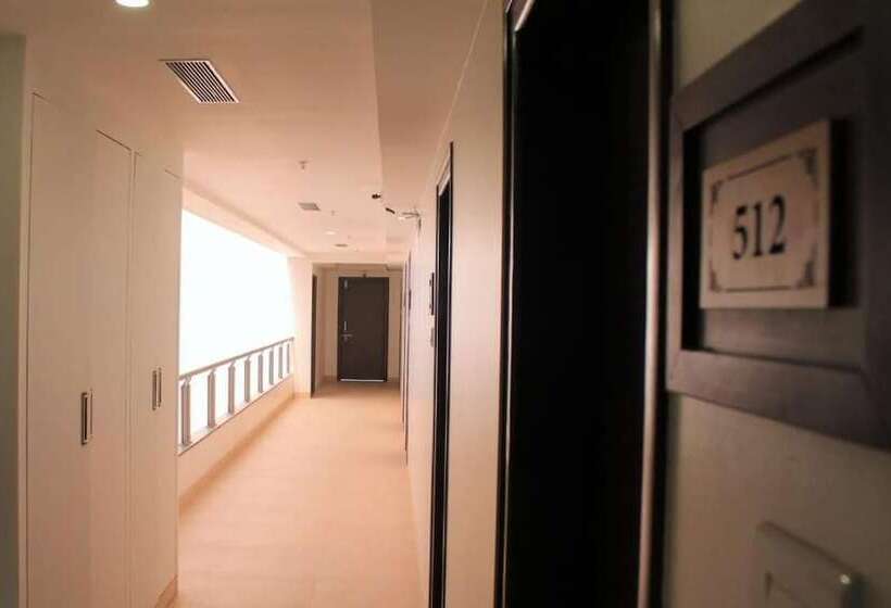 Bed and Breakfast Magnus Square Business