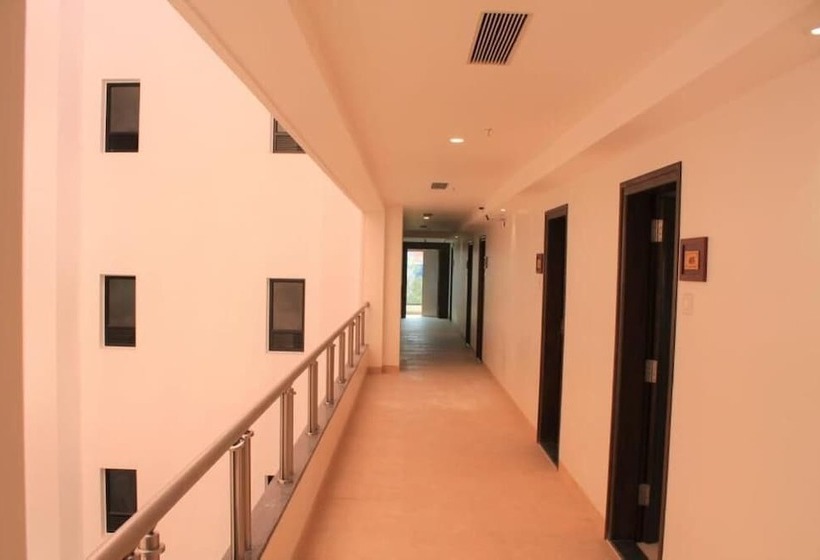 Bed and Breakfast Magnus Square Business