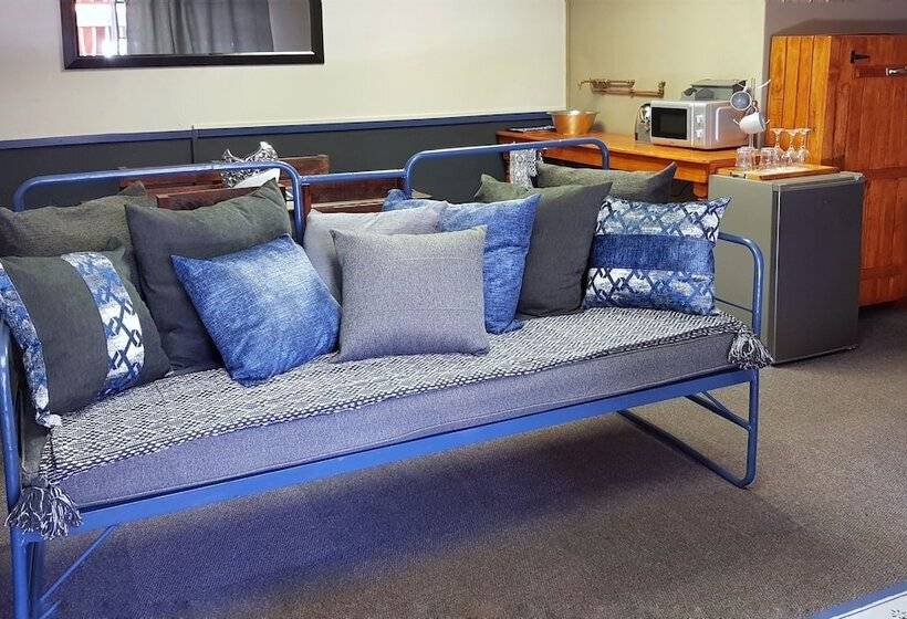 ベッドアンドブレックファースト Rustique Paris Guest House