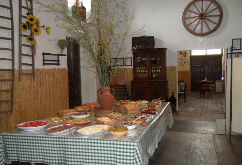 בית מלון כפרי Agriturismo Ruvitello