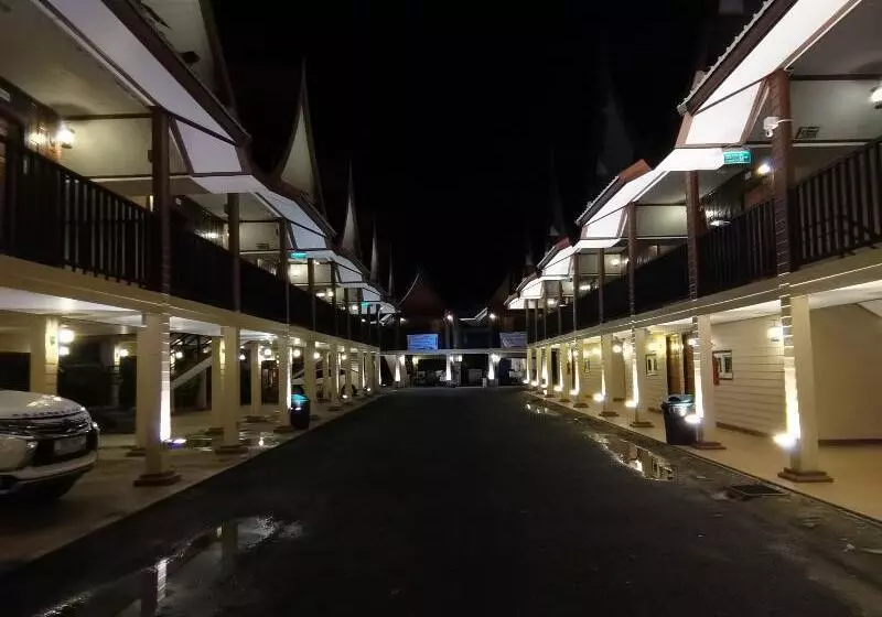هتل Oyo 874 Wong Ruean Thai Resort