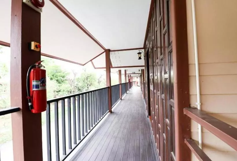 هتل Oyo 874 Wong Ruean Thai Resort