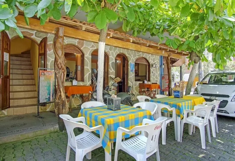 Hotelli Posada Casa Chiros