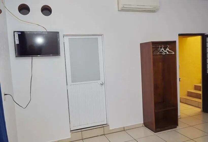 Hotelli Posada Casa Chiros