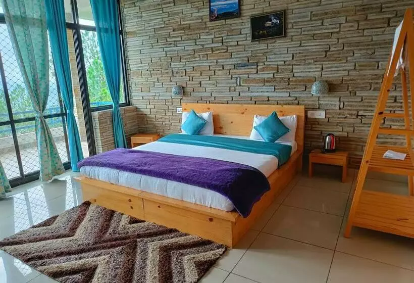 ホテル Rudra Himalayan Retreat