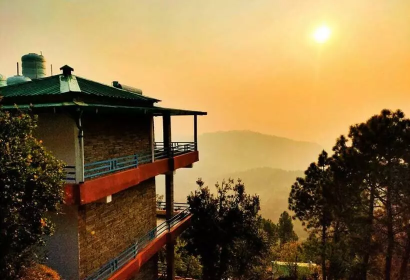 ホテル Rudra Himalayan Retreat