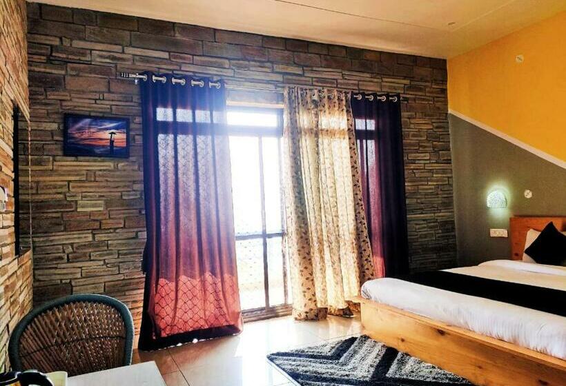בית מלון כפרי Rudra Himalayan Retreat