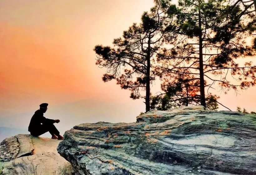 ホテル Rudra Himalayan Retreat