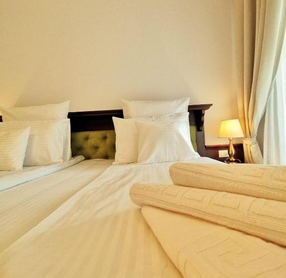 פנסיון Casa Kuhn