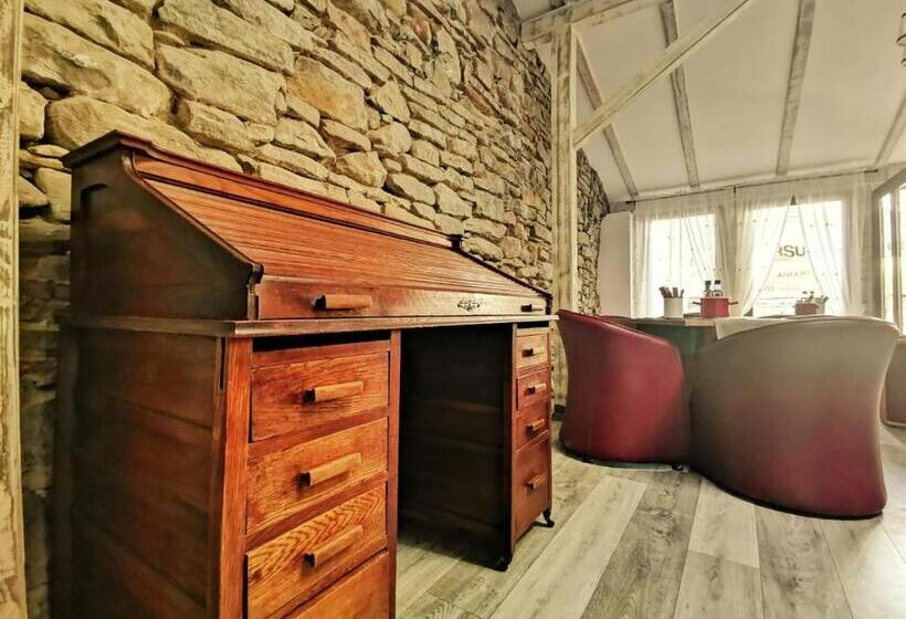 פנסיון Casa Kuhn