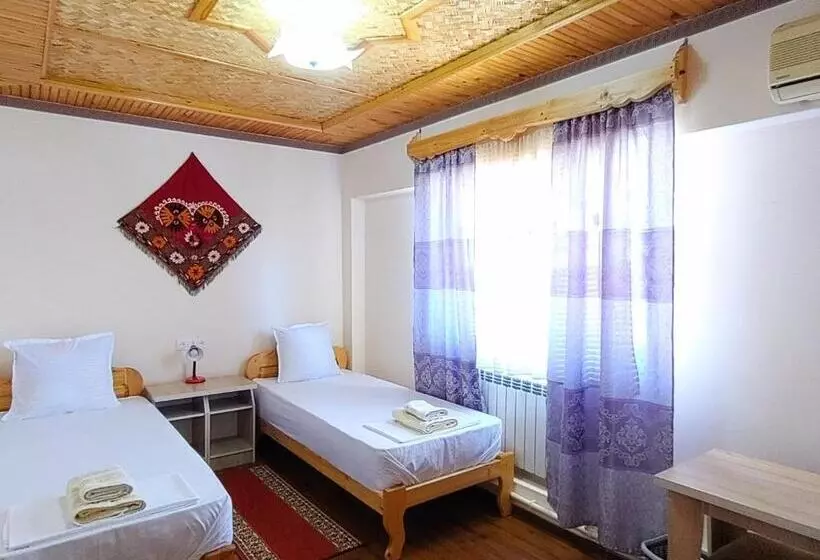 Majatalo Xiva Azim Ota