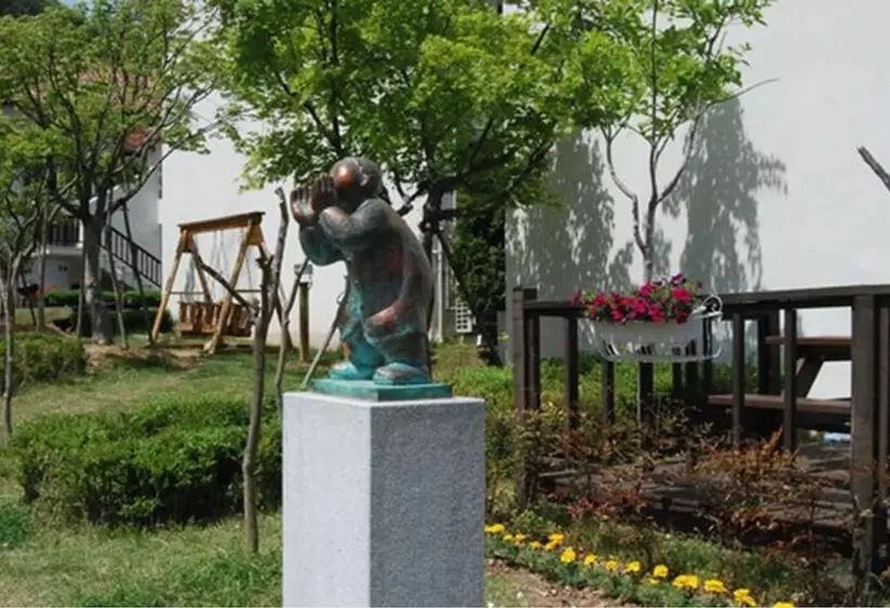 Damyang Meta Pension