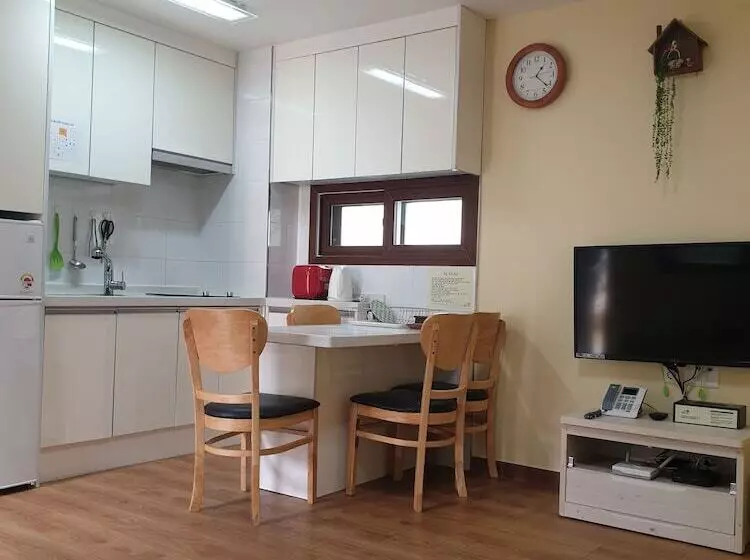 Damyang Meta Pension