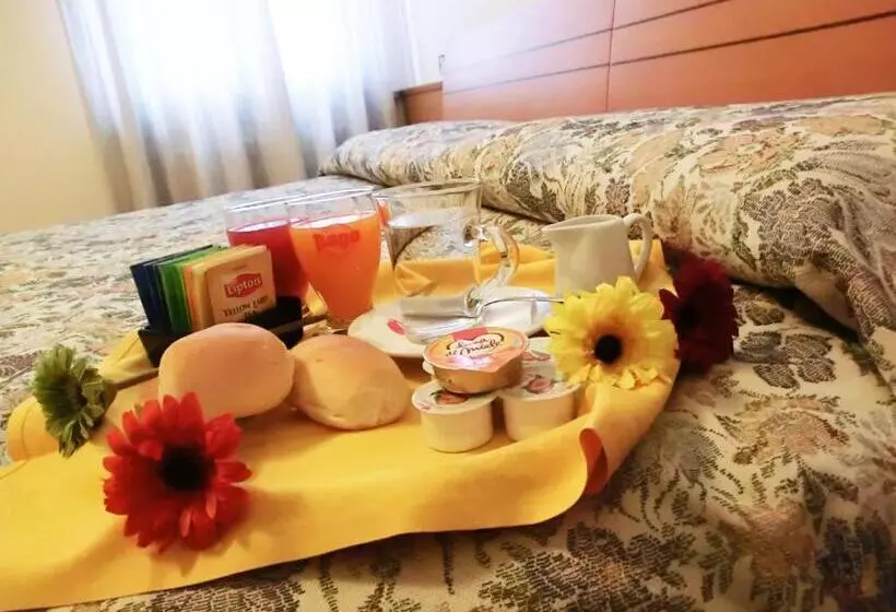 ホテル Albergo Roma