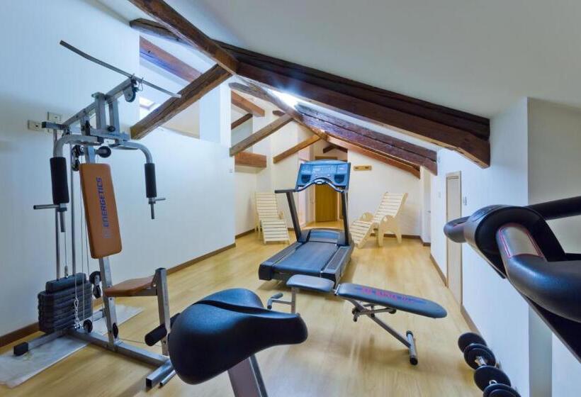 Отель Albergo Roma