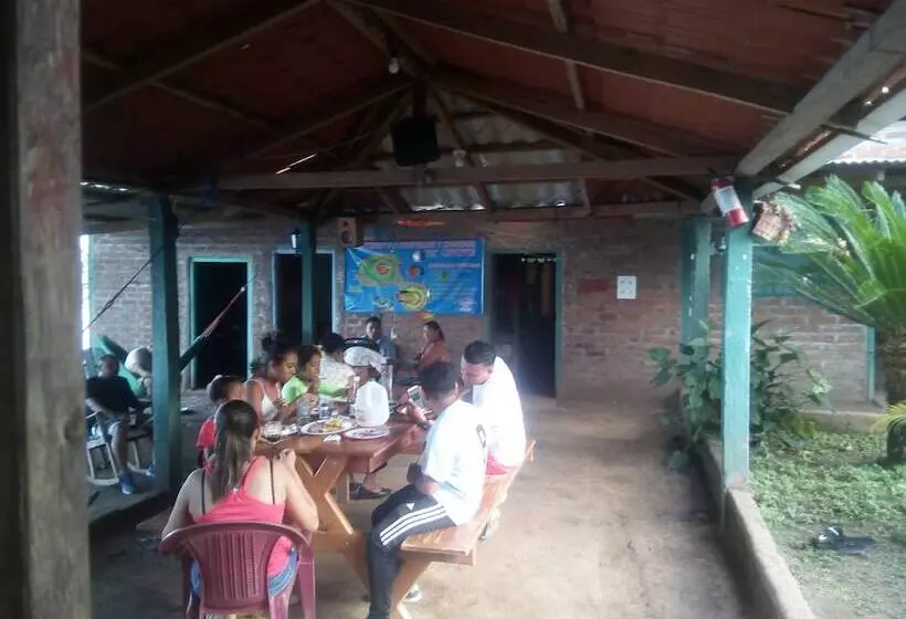 Retkeilymaja Los Chocoyos