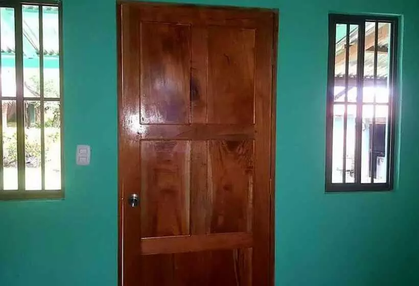 Retkeilymaja Los Chocoyos