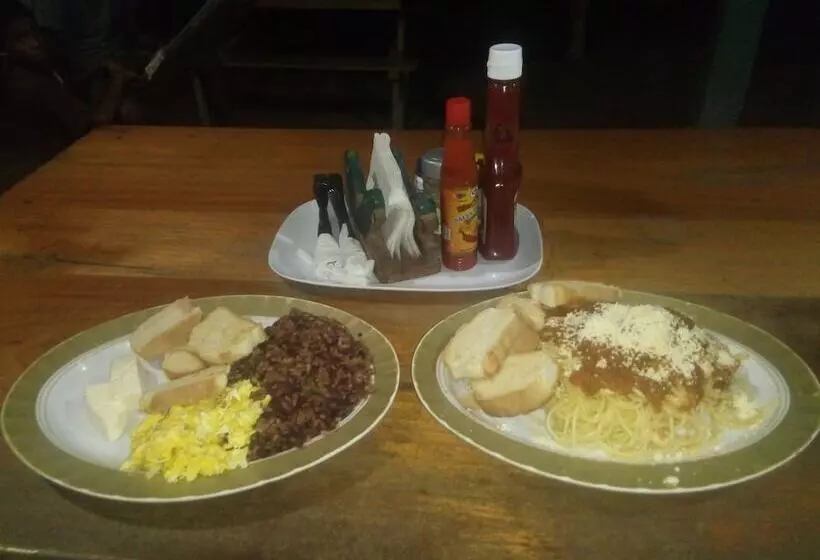 Retkeilymaja Los Chocoyos