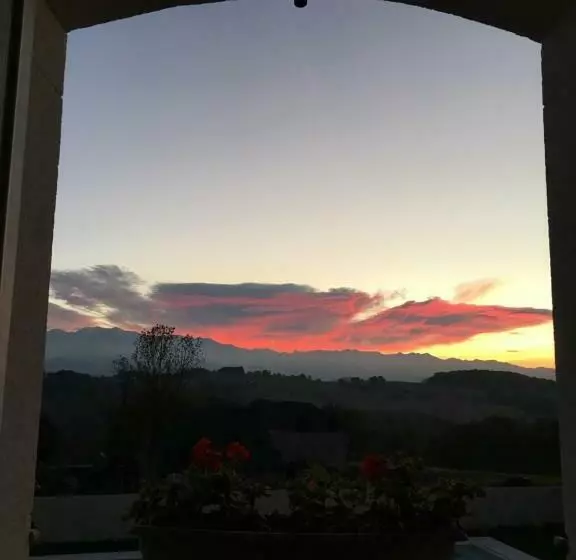 Aamiaismajoitus (B&B) Beth Soureilh Adults Only