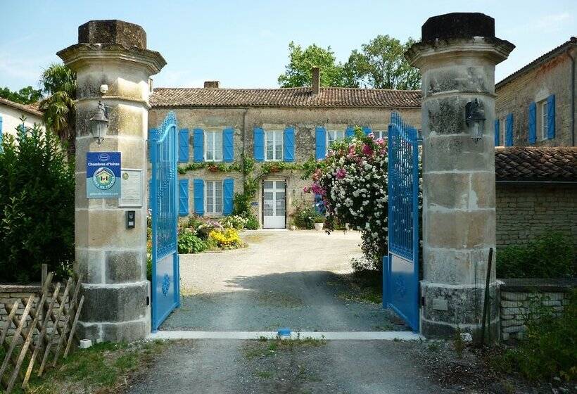 Bed & Breakfast Le Logis De Faugerit