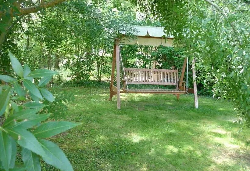 Aamiaismajoitus (B&B) Le Logis De Faugerit