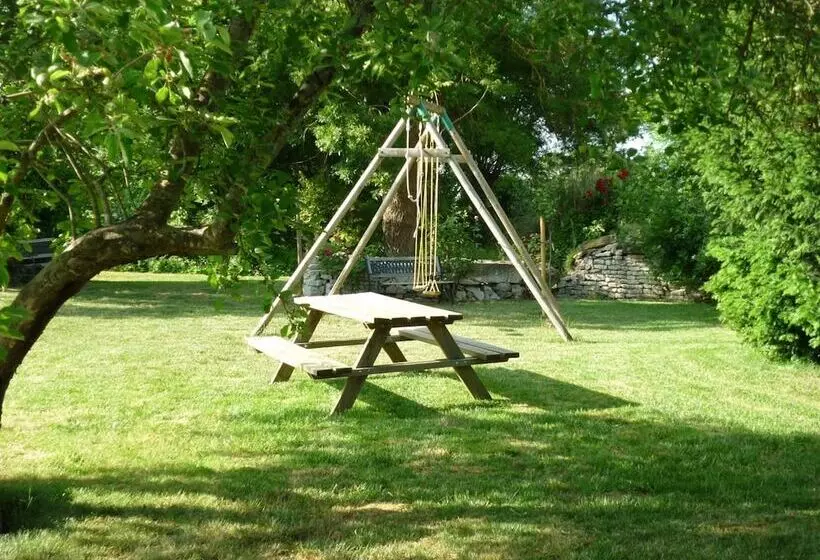 Aamiaismajoitus (B&B) Le Logis De Faugerit