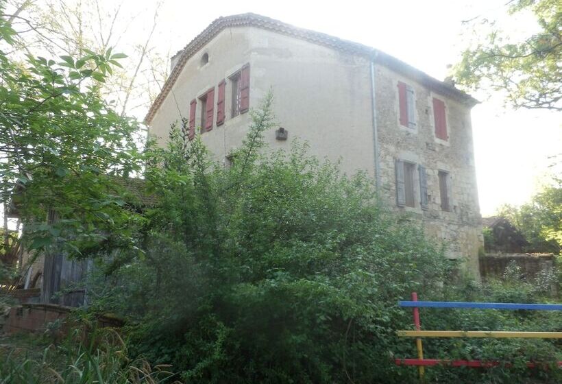 住宿加早餐  Le Moulin Des Marionnettes