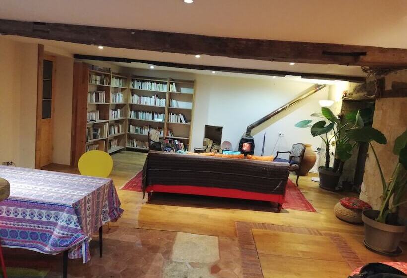 住宿加早餐  Le Moulin Des Marionnettes