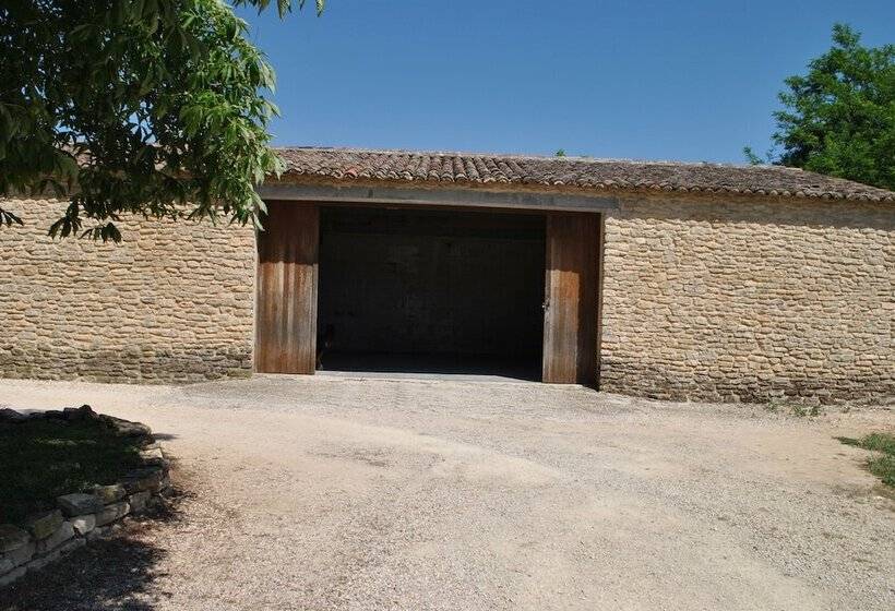 مبيت وإفطار Mas Marican